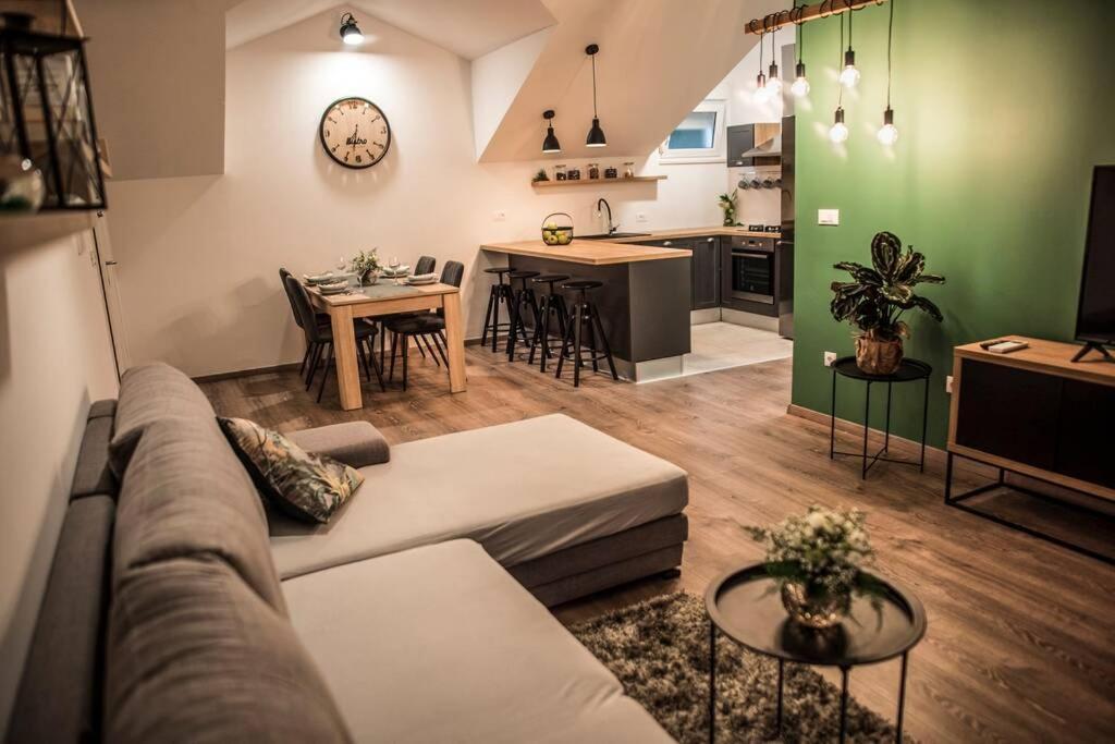 Апартаменты Soul House Омиш Экстерьер фото